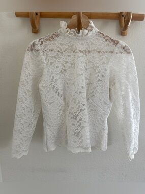 Vintage Victorian boho steampunk White lace long sleeve top with ruffle neck